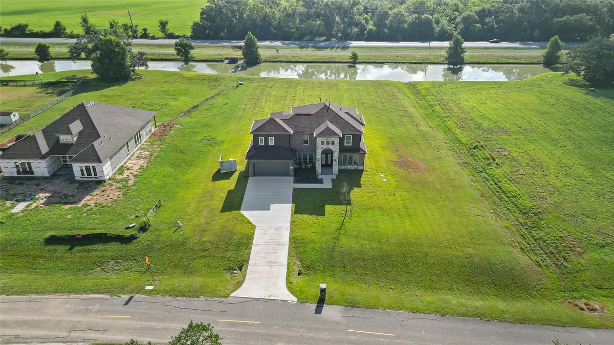 126 Lakeland Circle, Rosharon, TX 77583 - #1