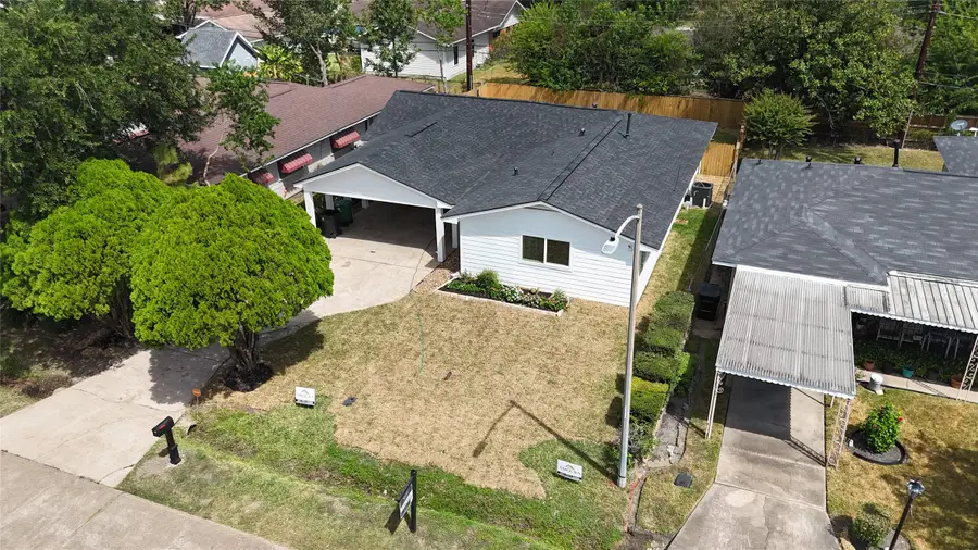 5007 Edfield Street, Houston, TX 77033 - #3
