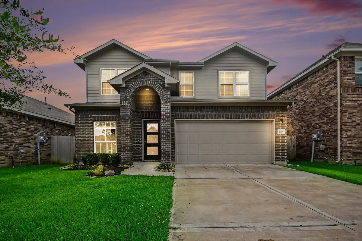 110 Kelly Street, Angleton, TX 77515 - #1