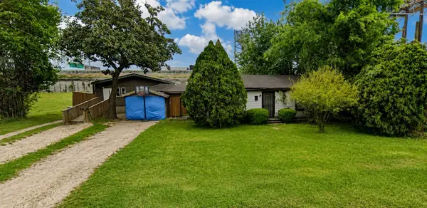 2910 Fairbanks Street, Houston, TX 77026