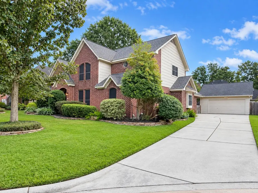 5814 Woodland Creek Drive, Kingwood, TX 77345 - #2