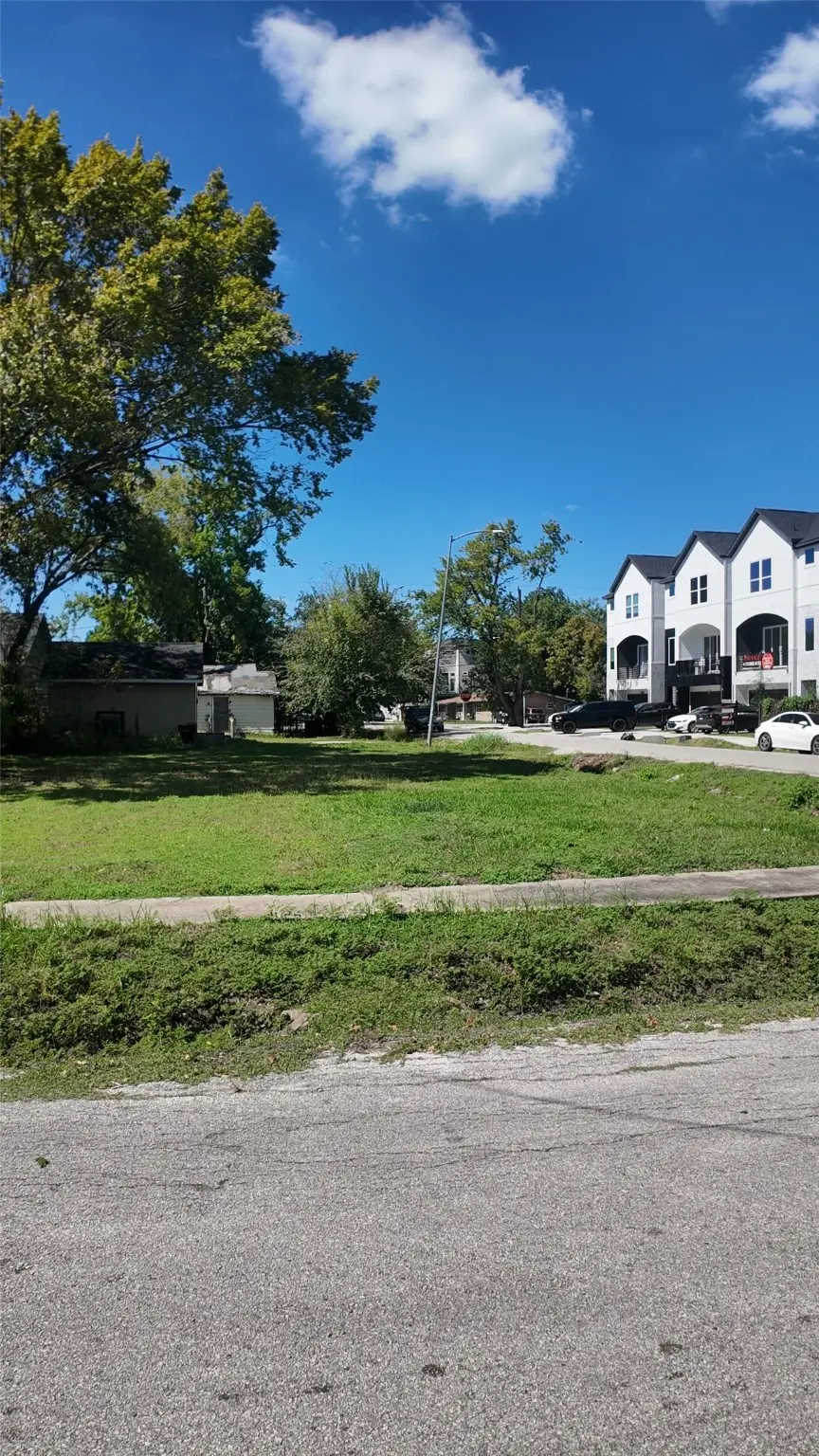 6802 England Street, Houston, TX 77021 - Image #3