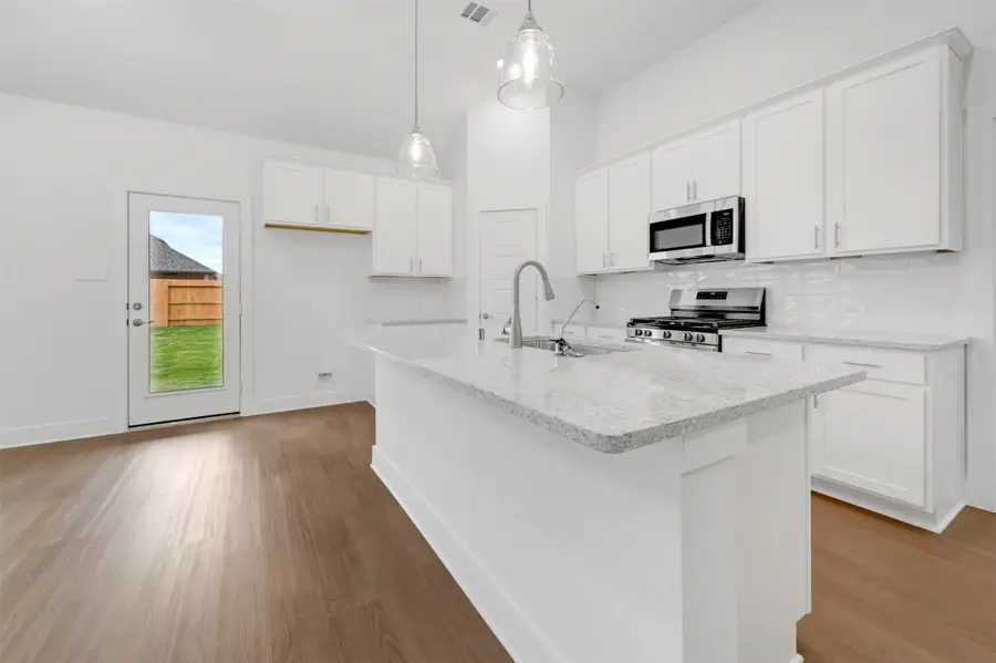 21406 Villa Spruce Lane, Tomball, TX 77377 - Image #2