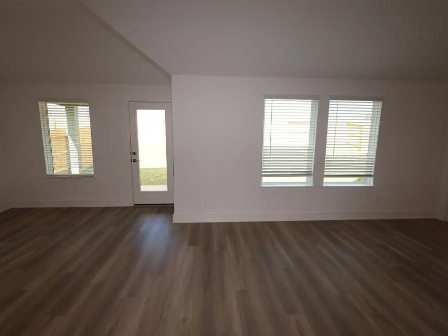 16944 Jim Sharp Drive, Montgomery, TX 77316 - Image #3