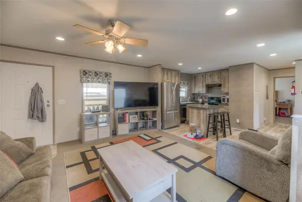 138 Pecan, Onalaska, TX 77360