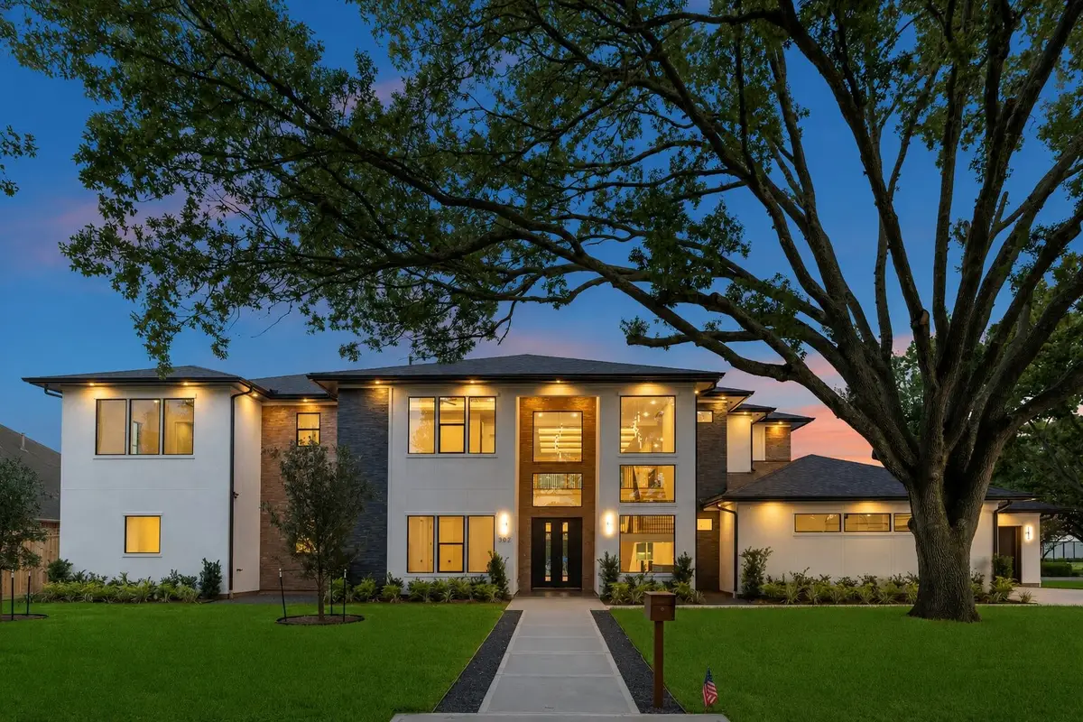 302 Piedmont Street, Sugar Land, TX 77478 - #1