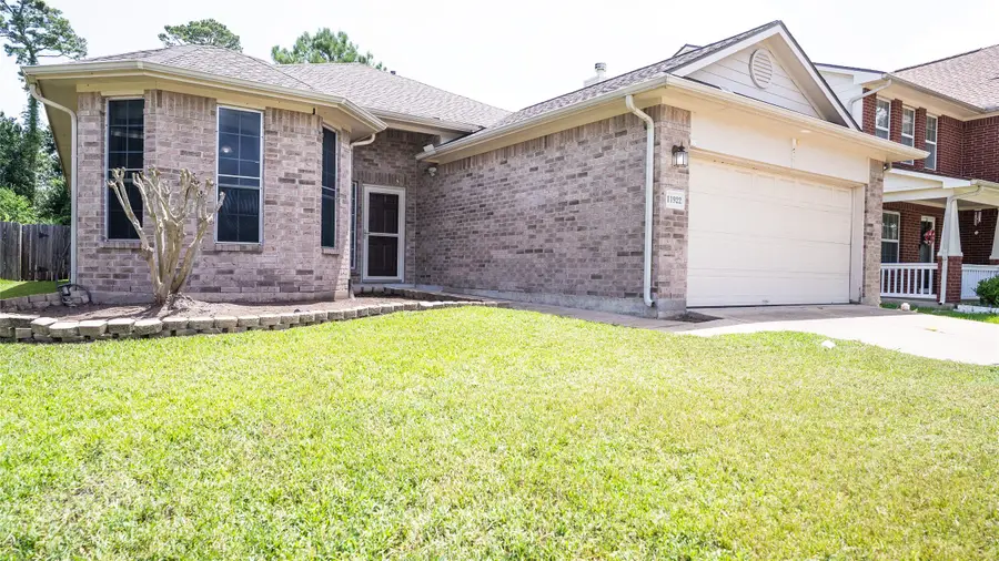 11922 Champions Walk Lane, Houston, TX 77066 - #2