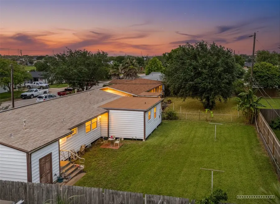 7113 Sycamore Drive, Galveston, TX 77551 - #2