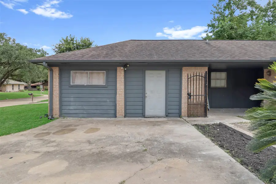 4205 Lariat Drive, Baytown, TX 77521 - #2