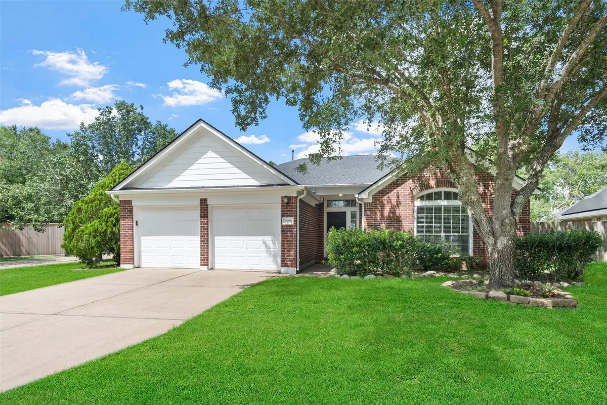 3806 Vinecrest Drive, Pearland, TX 77584 - #1