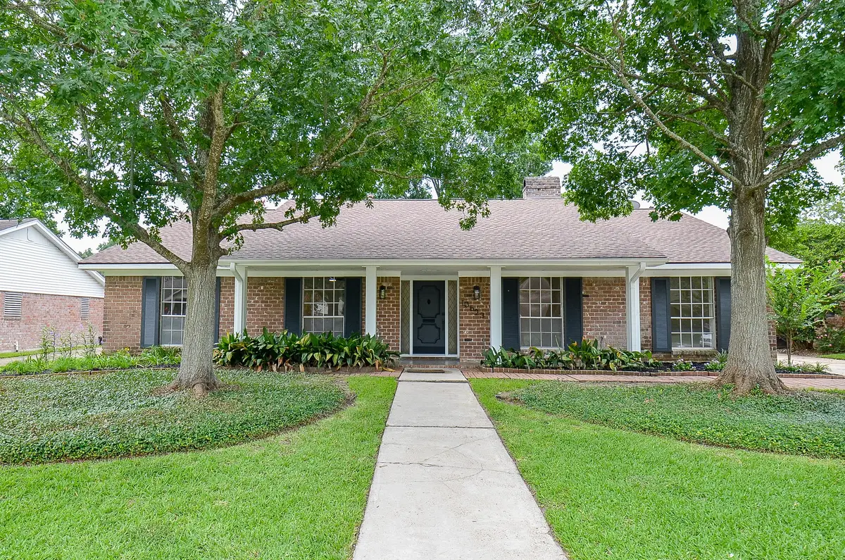 10623 Longmont Drive, Houston, TX 77042 - Image #1