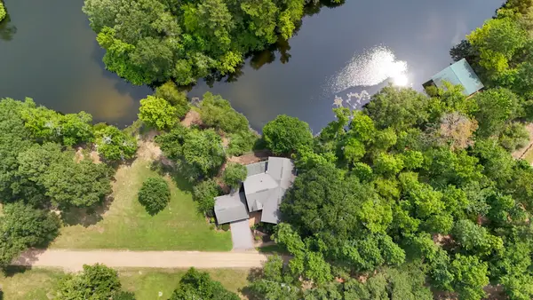 69 Artesian Avenue, Cleveland, TX 77327