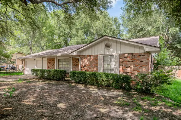 427 Sunnyside Street, Huntsville, TX 77320