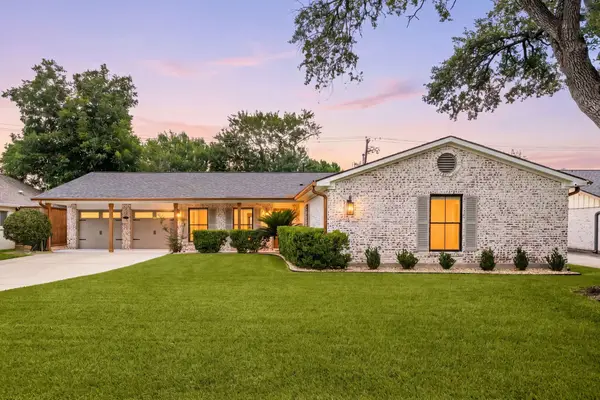 2311 Stoney Brook Drive, Houston, TX 77063