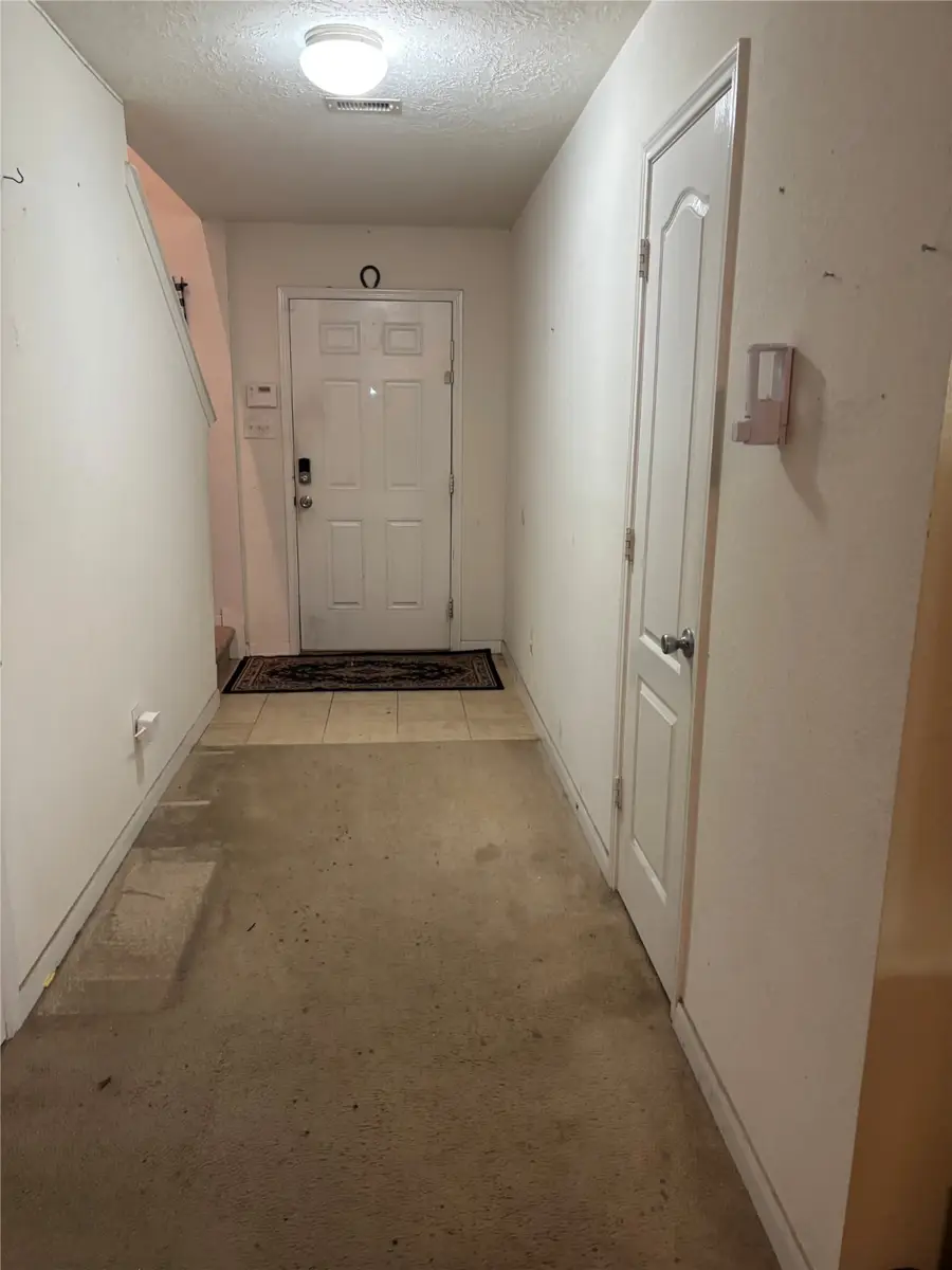 911 Belshear Court, Houston, TX 77073 - Image #3