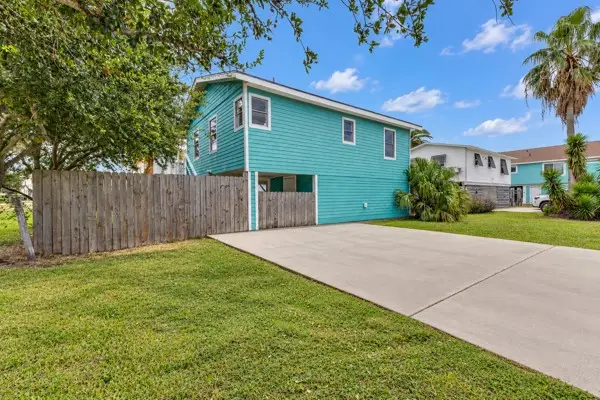 16611 Jamaica Inn Road, Jamaica Beach, TX 77554 - #2