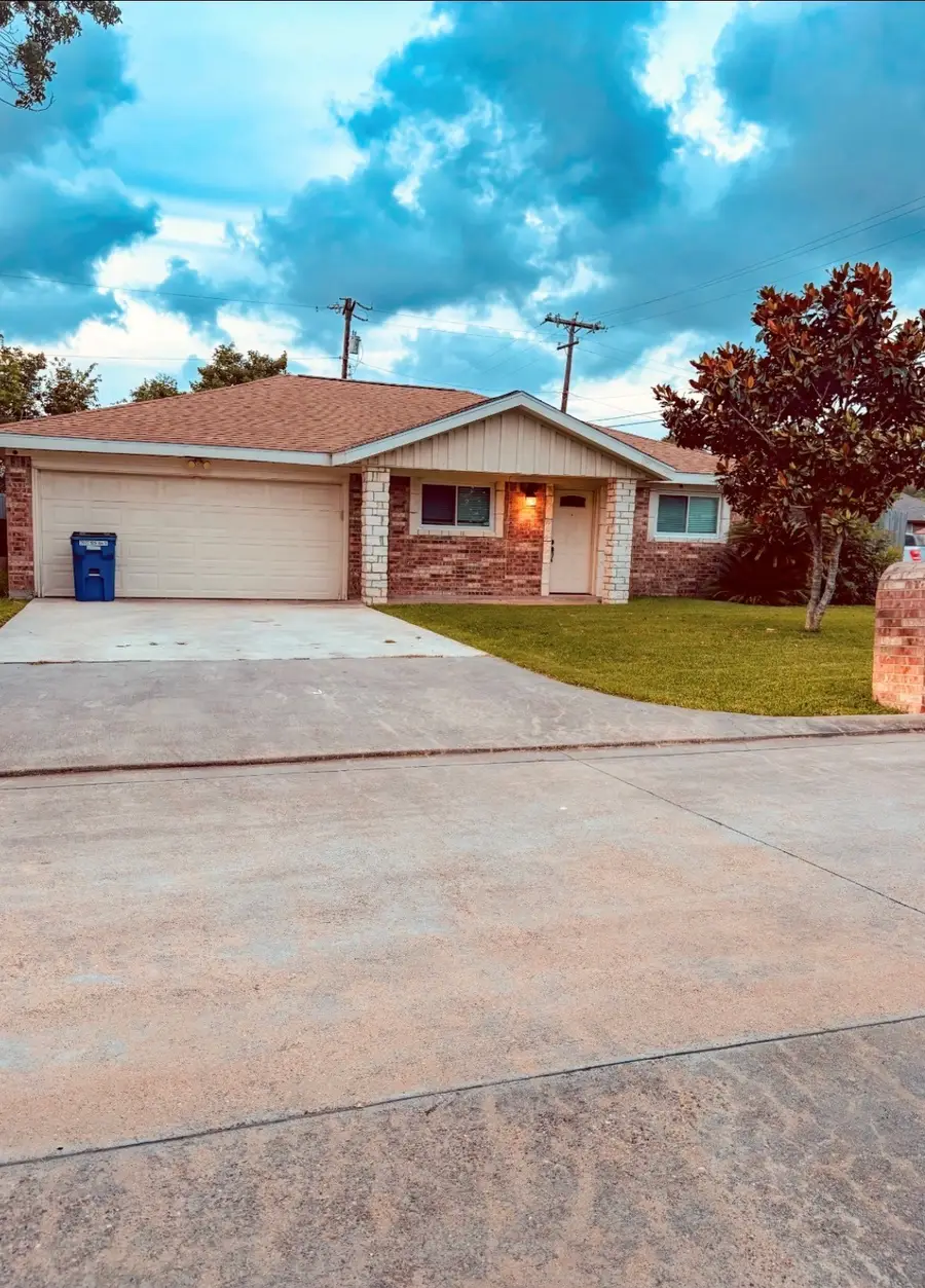 2902 19th Avenue N, Texas City, TX 77590 - #3