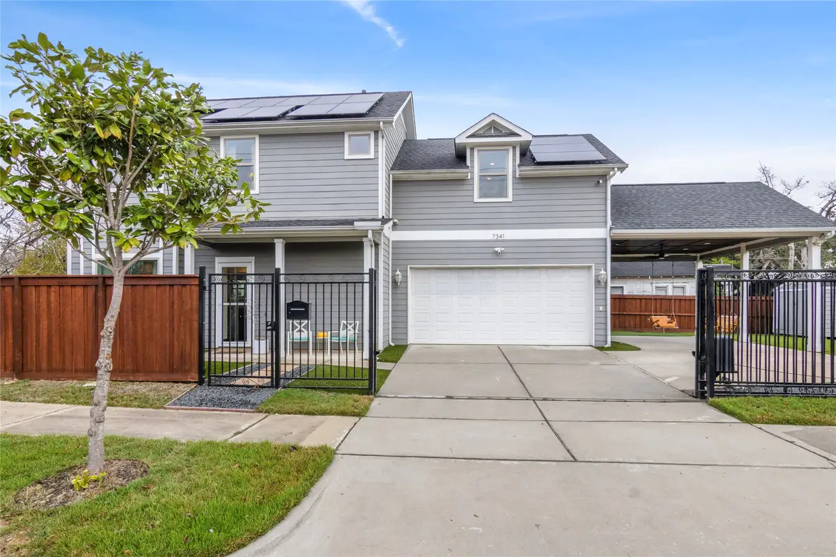 7341 Avenue E, Houston, TX 77011 - Image #1