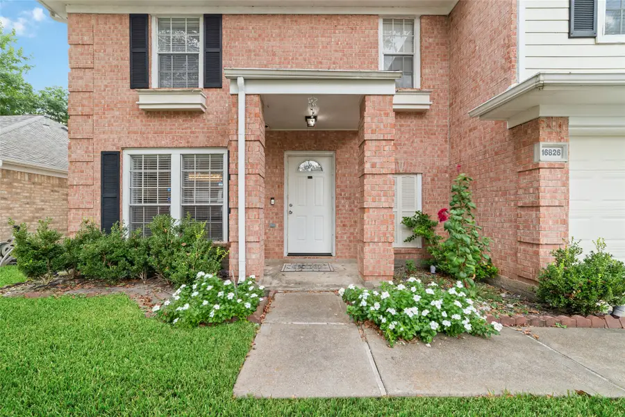 16826 Basewood Court, Sugar Land, TX 77498 - Image #3