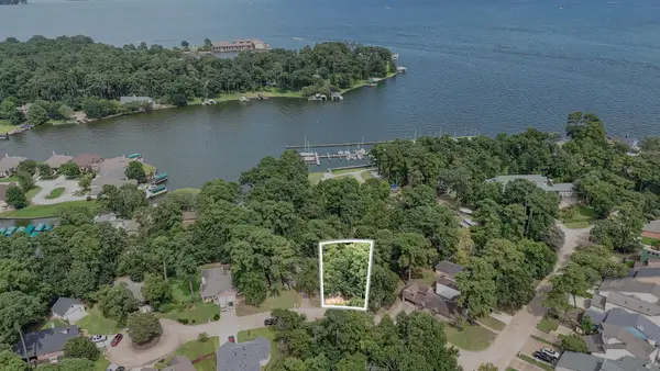 2806 Sunburst Lane, Montgomery, TX 77356