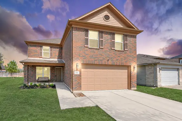 15831 Sheldon Ridge Way, Houston, TX 77044