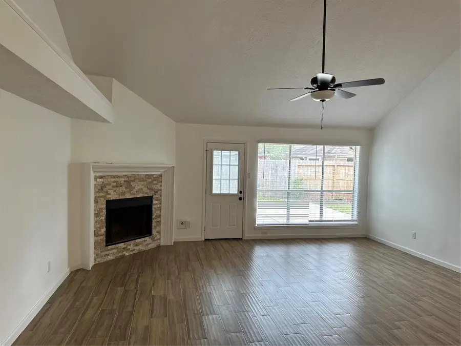 4427 Leyland Drive, Pearland, TX 77584 - Image #3