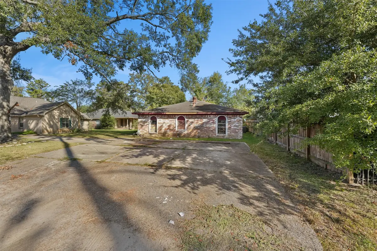 9409 Kentshire Drive, Houston, TX 77078 - Image #1