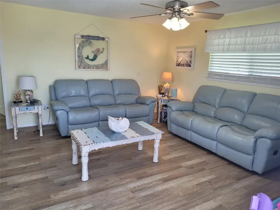 16607 Henry Morgan Road, Jamaica Beach, TX 77554 - Image #3