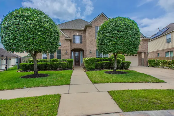 7642 Westmoreland Drive, Sugar Land, TX 77479