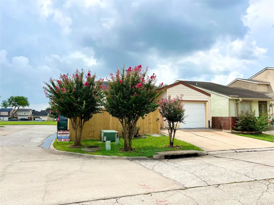 12503 Autumn Leaf Lane, Houston, TX 77072 - Image #2