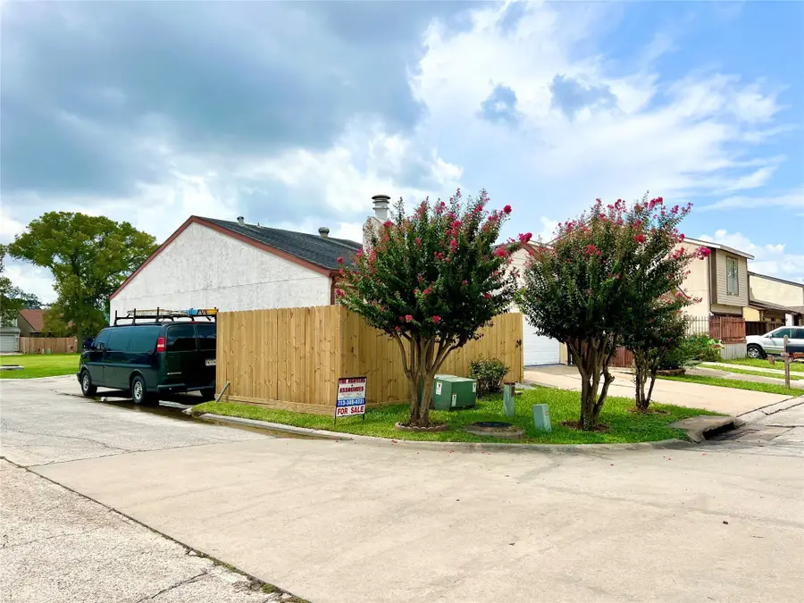 12503 Autumn Leaf Lane, Houston, TX 77072 - Image #3