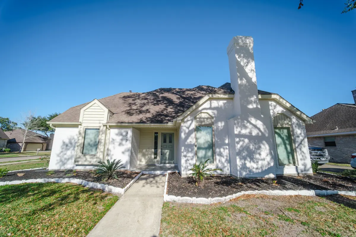 303 Swords Bend, Stafford, TX 77477 - Image #1