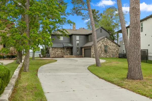 9116 Escondido Drive, Willis, TX 77318