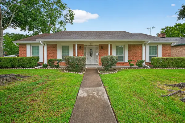 8530 Roos Road, Houston, TX 77036