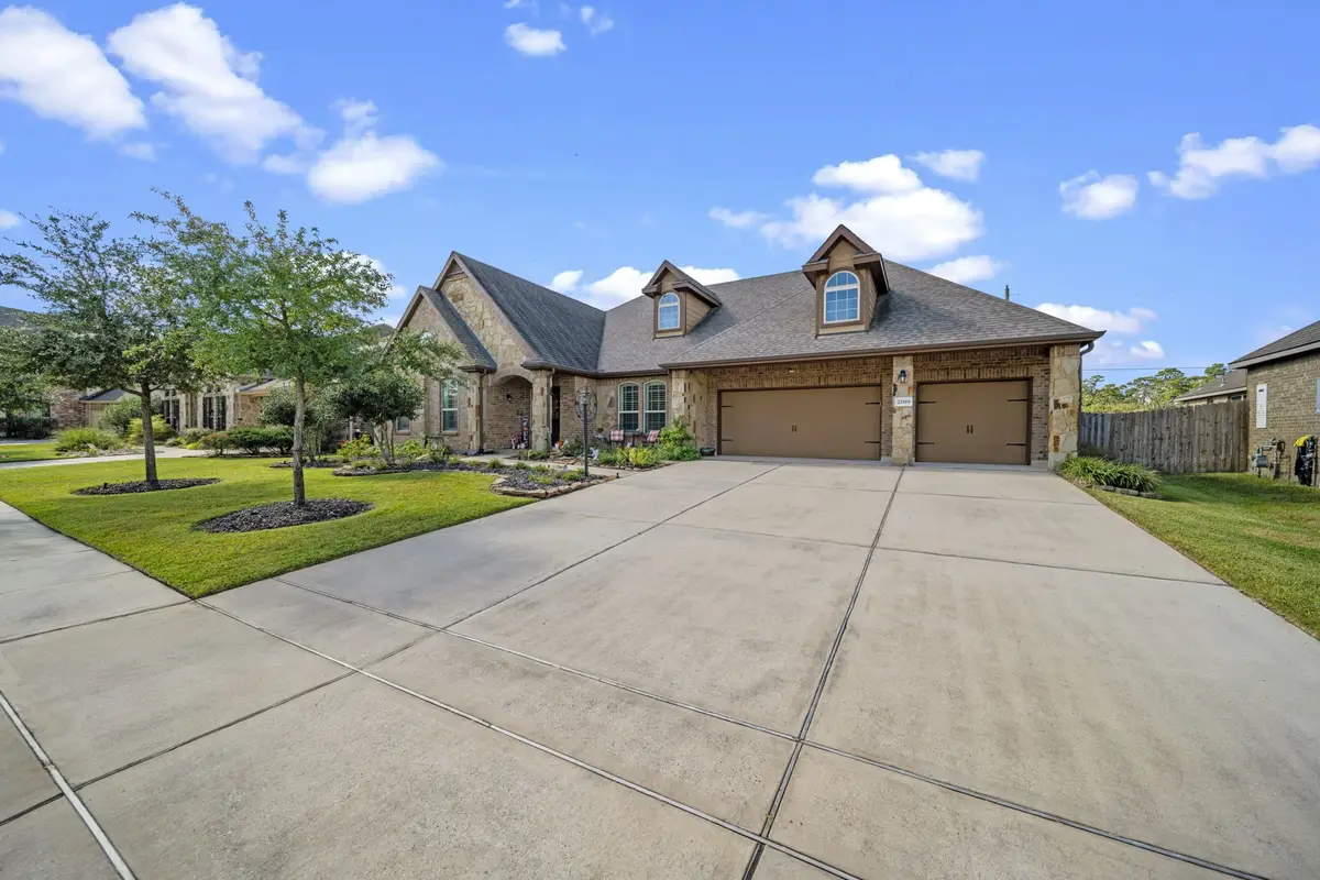 22819 Shieldhall Lane, Tomball, TX 77375 - Image #1