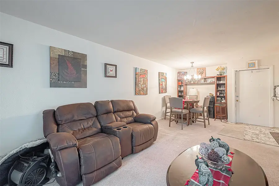 3075 Walnut Bend Lane #28, Houston, TX 77042 - #2