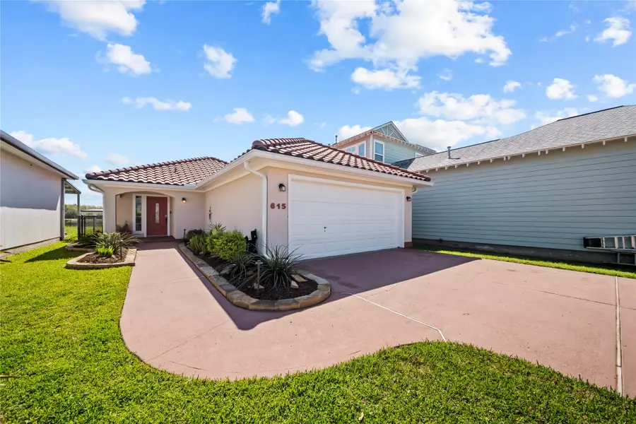 615 28th Street, Dickinson, TX 77539 - Image #2