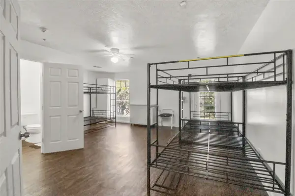 3318 S Greenpark Drive, Houston, TX 77082