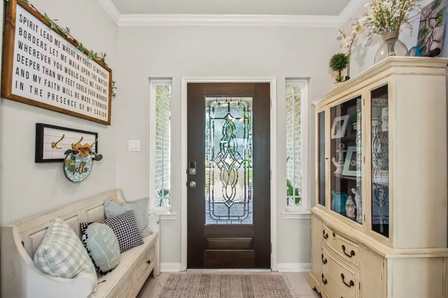 233 Twin Lakes Boulevard, West Columbia, TX 77486 - Image #3