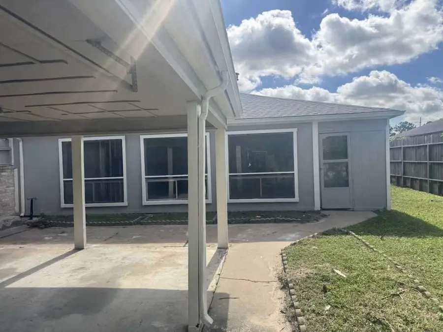 11807 S Youngwood Lane, Houston, TX 77043 - Image #2