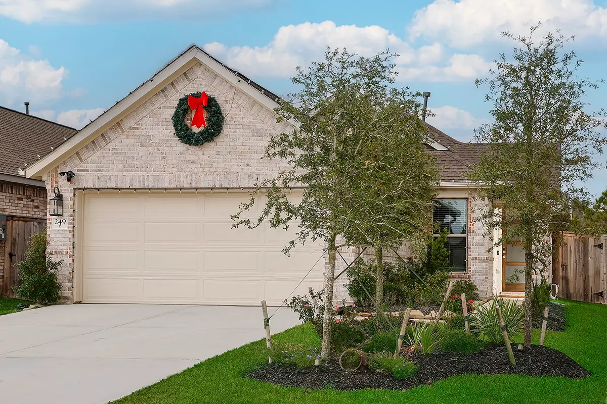 249 Trapper Creek Drive, Conroe, TX 77304 - Image #1