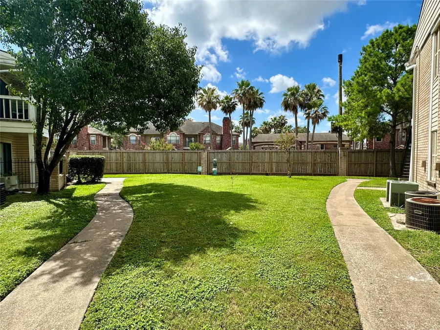 2750 Holly Hall Street #1215, Houston, TX 77054 - Image #2