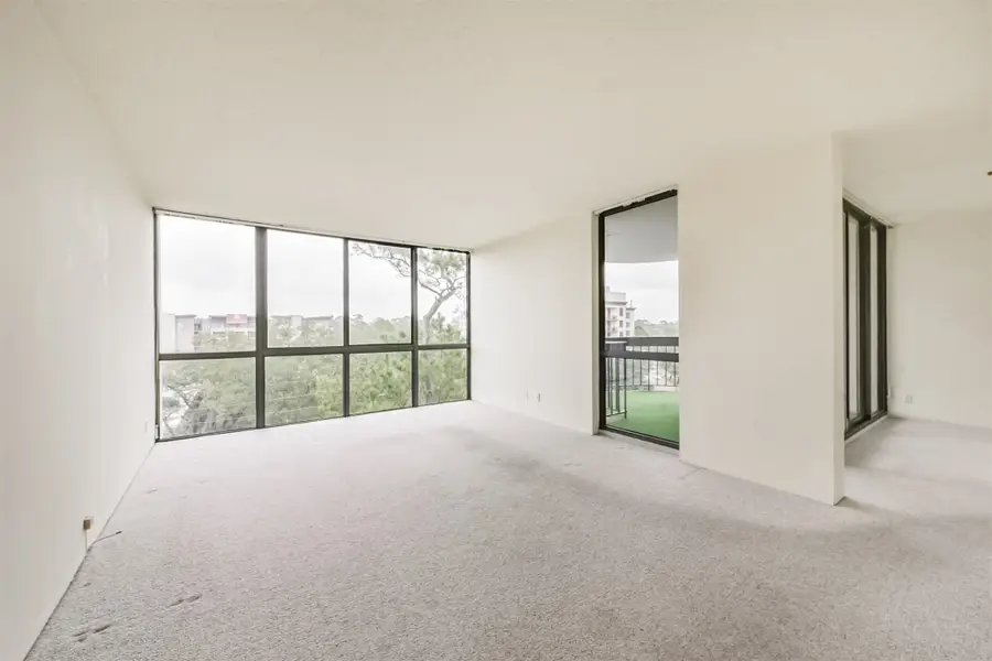 5001 Woodway Drive #706, Houston, TX 77056 - Image #3