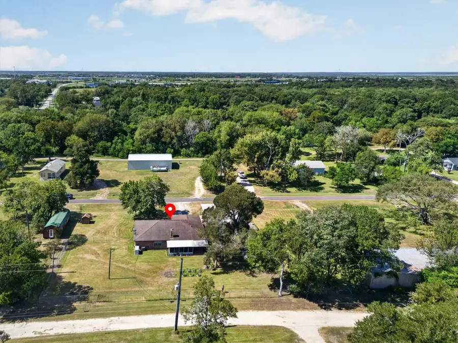 727 Cindy Lane, Cove, TX 77523 - #2