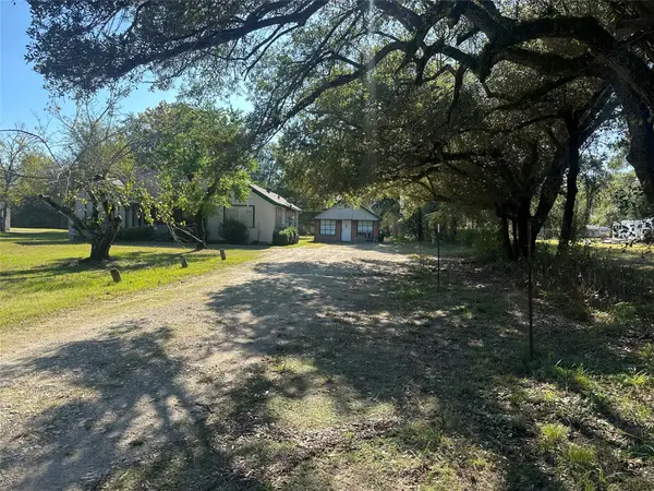 312 Prospect Dr, Trinity, TX 75862