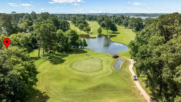 13727 Fountainview Drive, Montgomery, TX 77356