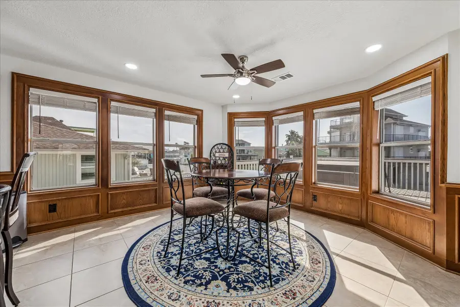 209 Bora Bora Drive, Tiki Island, TX 77554 - #3