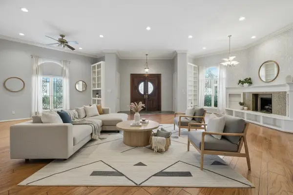 4063 Breakwood Drive, Houston, TX 77025