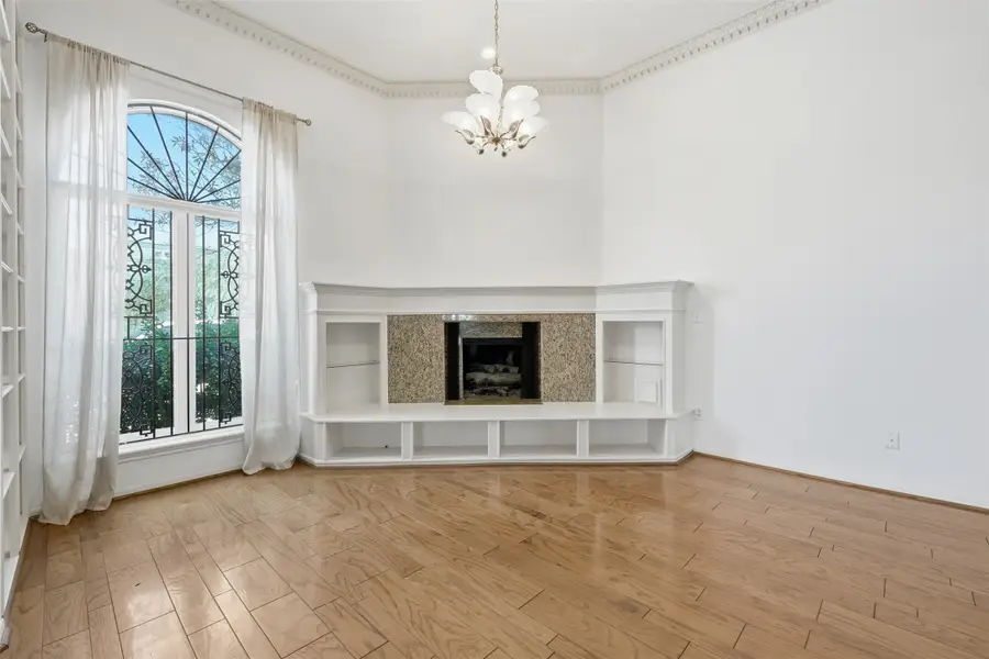 4063 Breakwood Drive, Houston, TX 77025 - #3