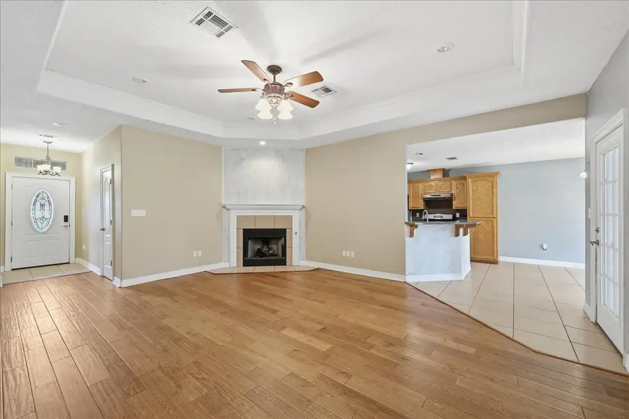 624 S 9th Street, Nederland, TX 77627 - #3